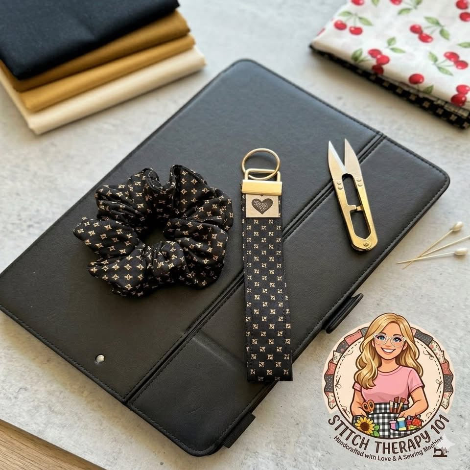 Midnight Luxe 2-Piece Set ⚜️ Black & Gold Geometric Scrunchie & Matching Wristlet